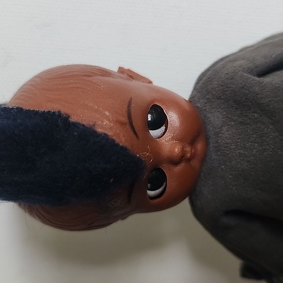 Vintage Indian kewpie Boy doll made of hard plastic. eyes close when laying down - Picture 7 of 8